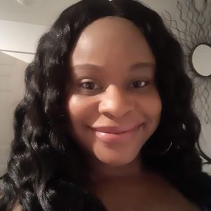 Meet your Posher, Laneta